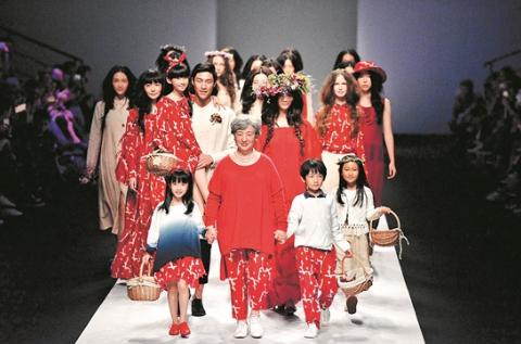 夏天穿哪种面料舒服且不会容易臭,夏天穿哪种棉的衣服不会热