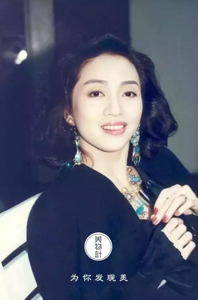 10首经典的粤语歌手完整版,100首经典粤语歌曲一人一首成名曲