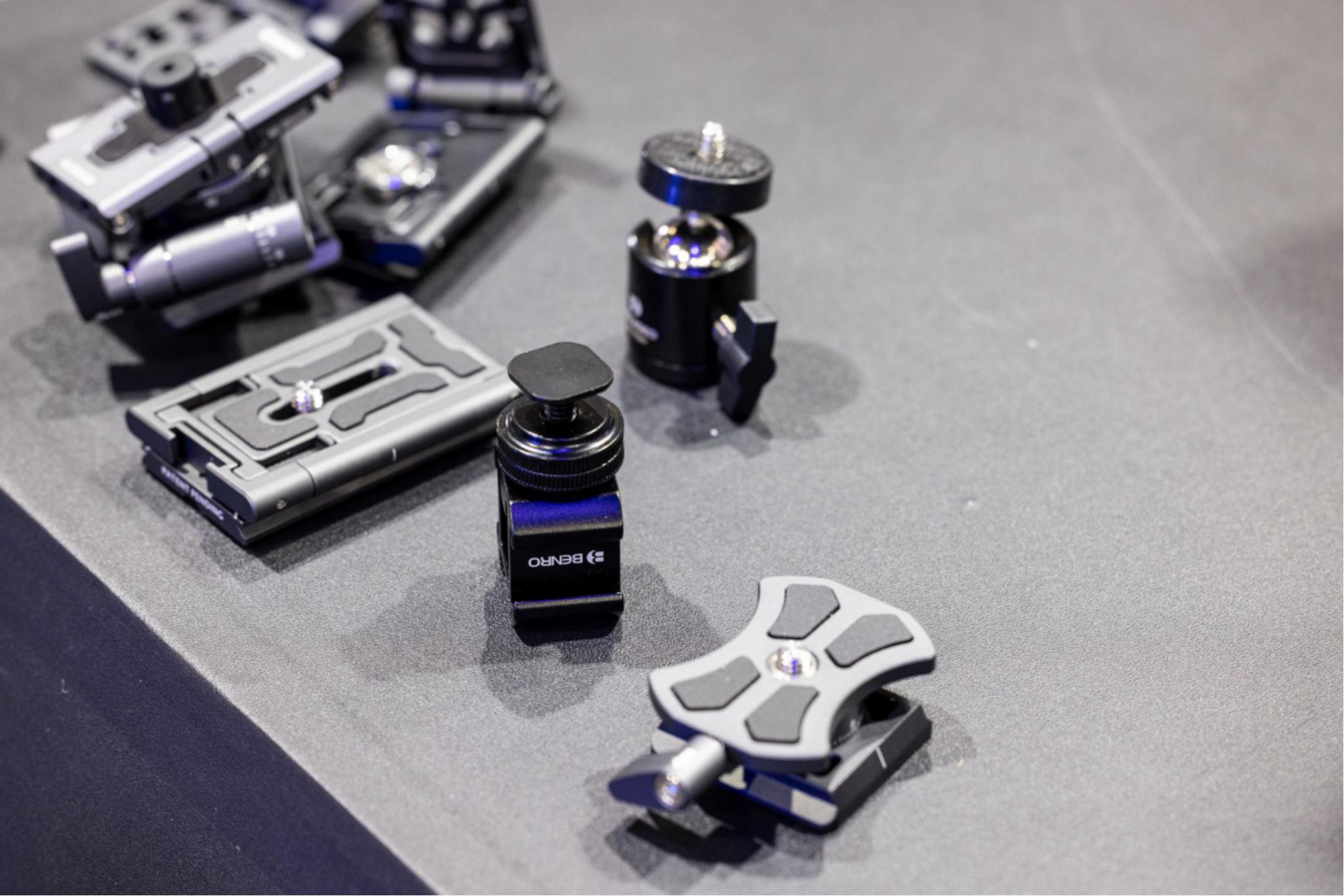 如何选择合适的三脚架,关于三脚架的问题