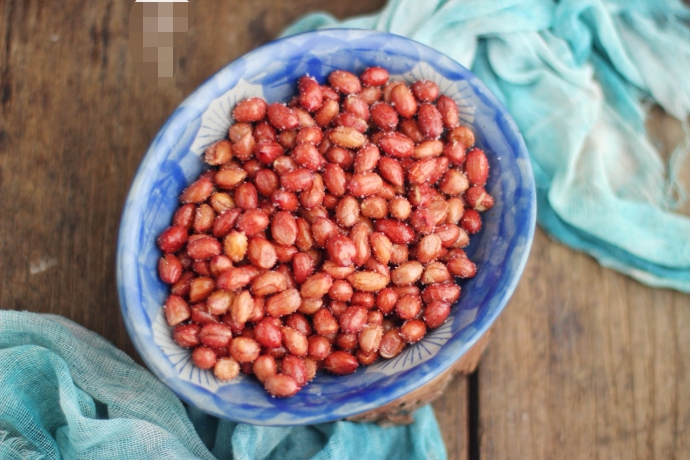 炒完的花生米凉了还是软,炒的花生米返潮了放冰箱里可以吗