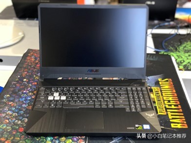 华硕笔记本四个色域哪个好,华硕四合一笔记本