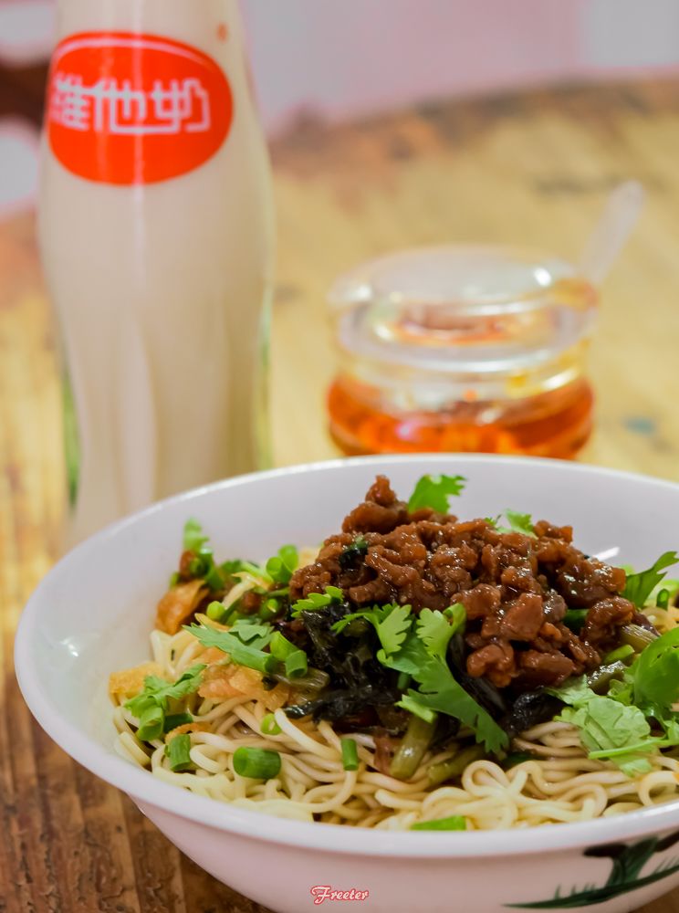 驻扎白水塘20多年，这家早餐店凭着料多量足虏获无数海口老饕的胃