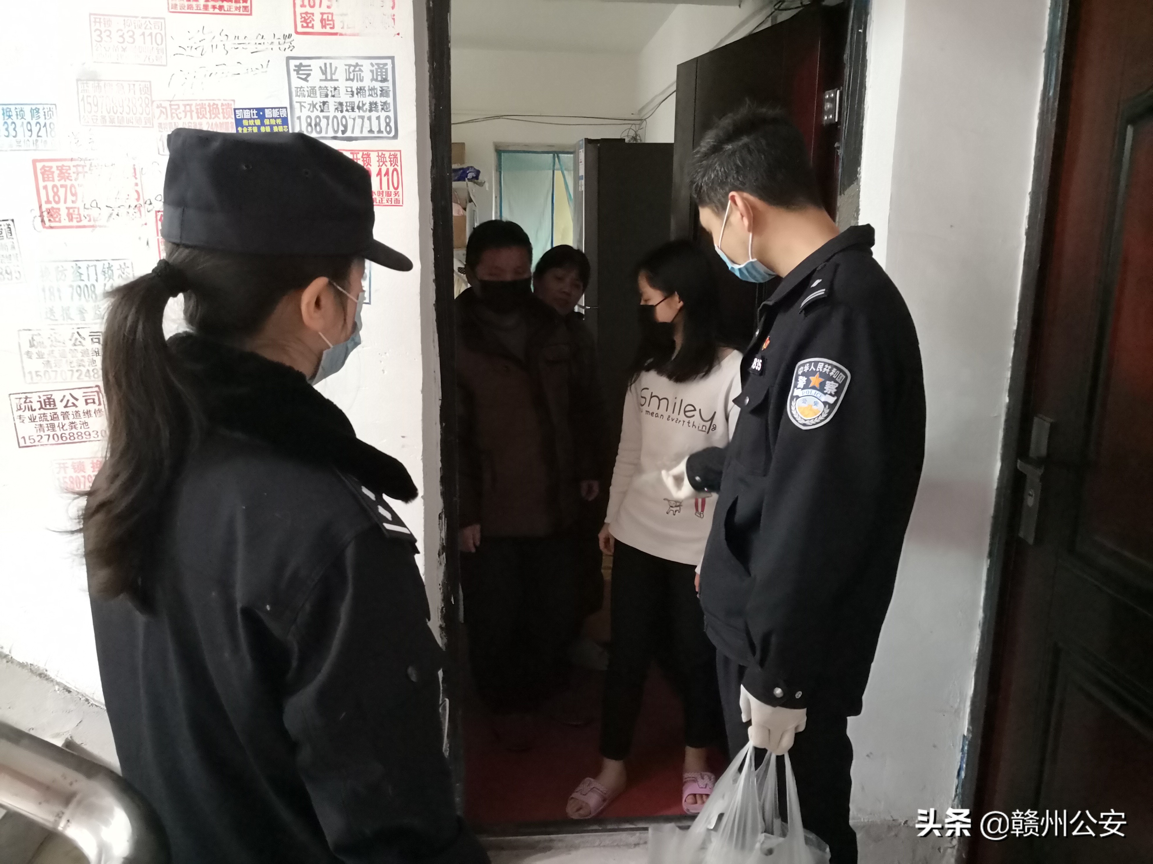 公安局长督导抗疫一线,公安副局长抗疫