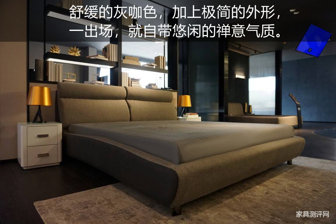 慕思床威尼斯真皮软床1.5米,慕思软床买什么床围