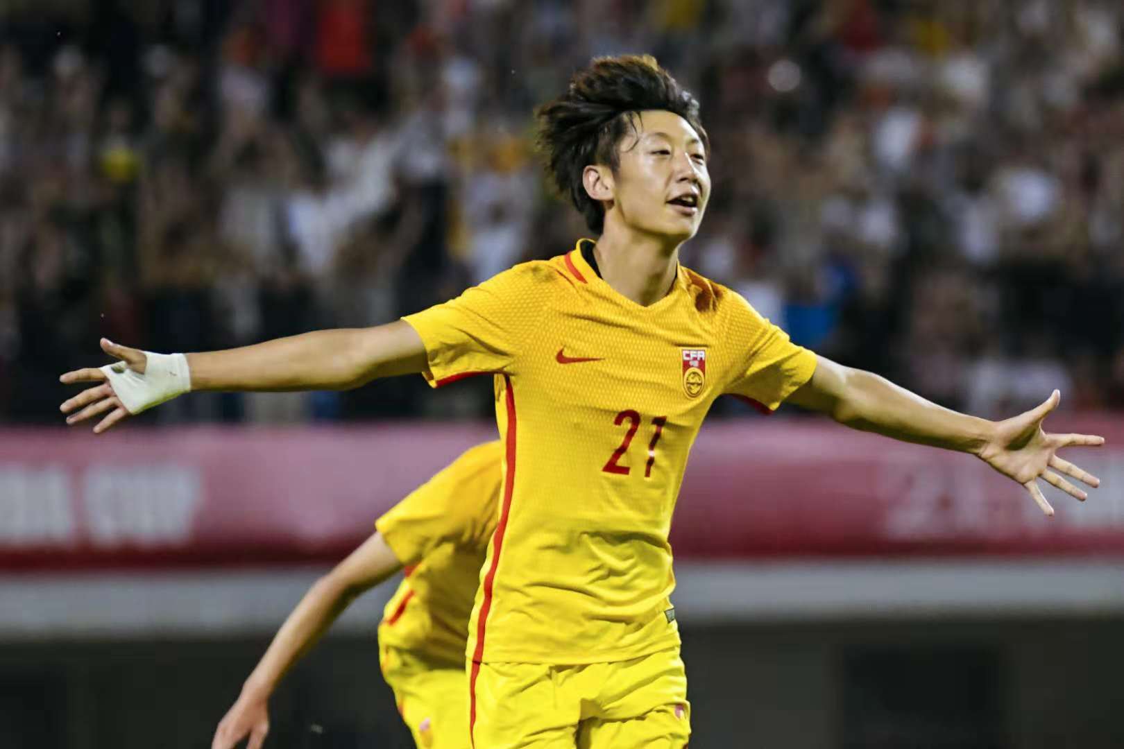 徐皓阳足球比赛,徐皓阳超级杯进球