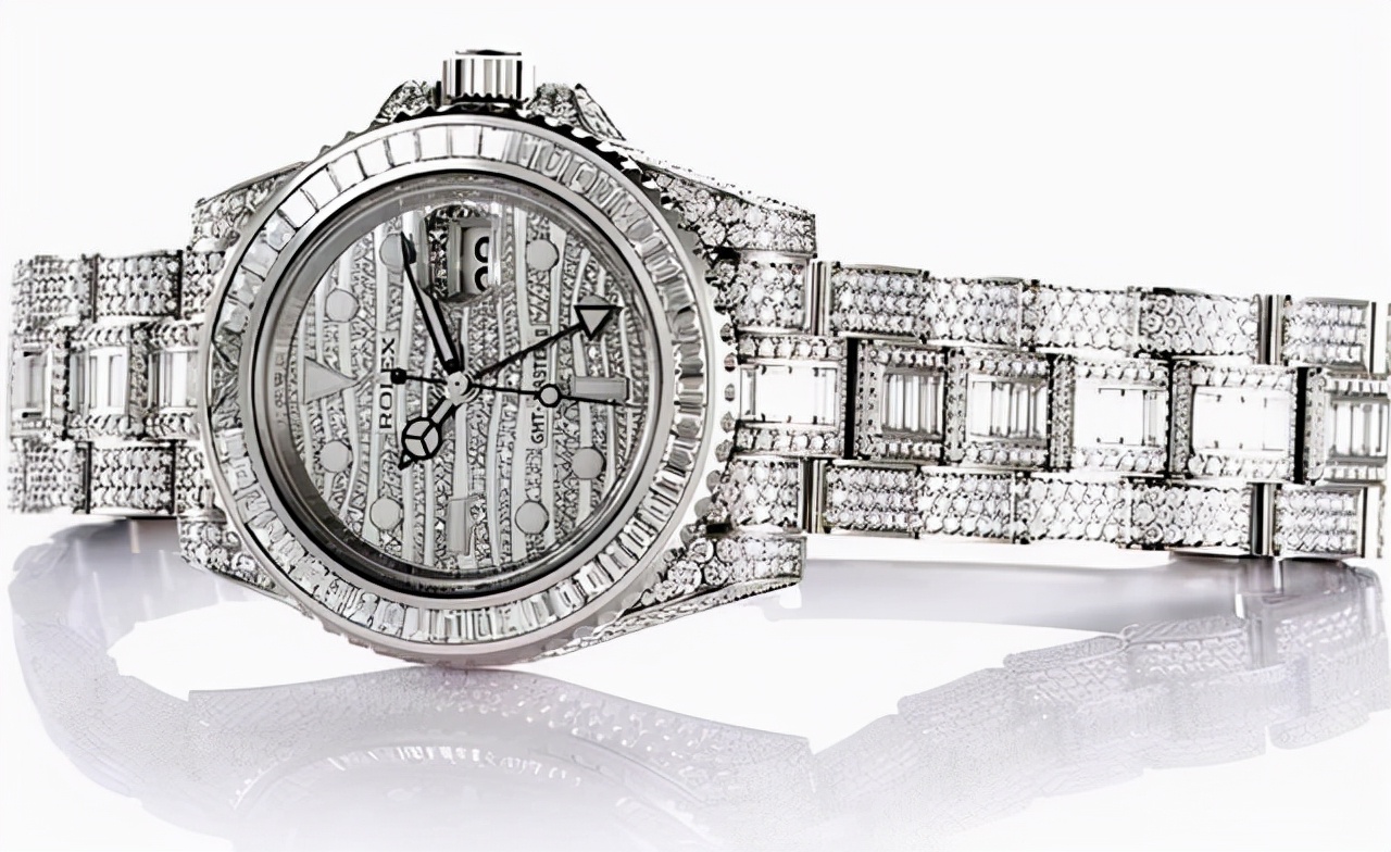 c罗壕无人性豪宅豪车,c罗5000万腕表