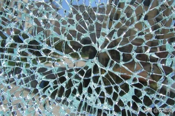 什么是超白玻璃,什么叫超白玻璃