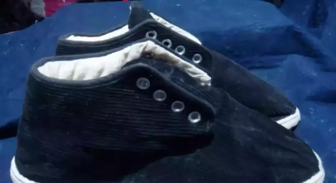 80年代鞋子老照片,80年代鞋子的图片大全