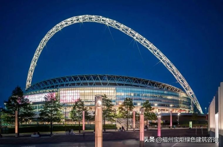 足球场顶篷,世界足球场的建造全过程