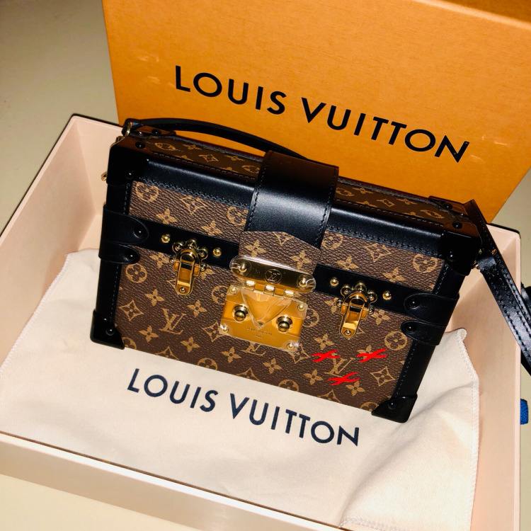 二手lv包包怎么回收,武汉二手lv包包回收价格表