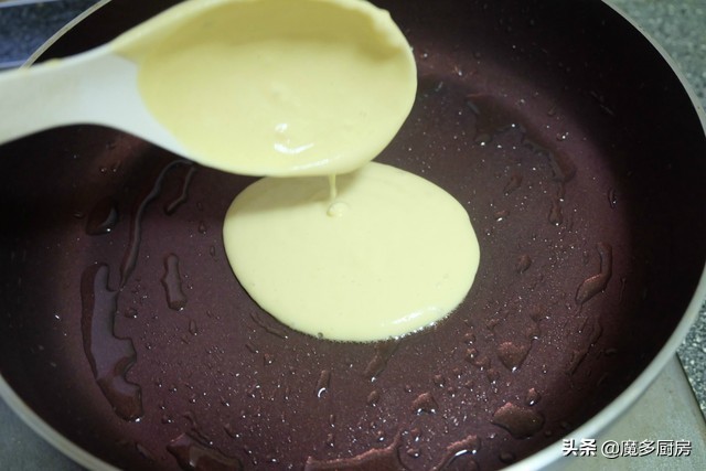 玉米面放牛奶和面,玉米粉加牛奶粉和面做法