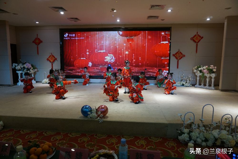 金色阳光幼儿园嘉年华,迎新年亲子活动幼儿园