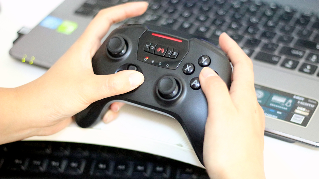 沉浸式游戏体验原视频,北通手柄斯巴达2测评