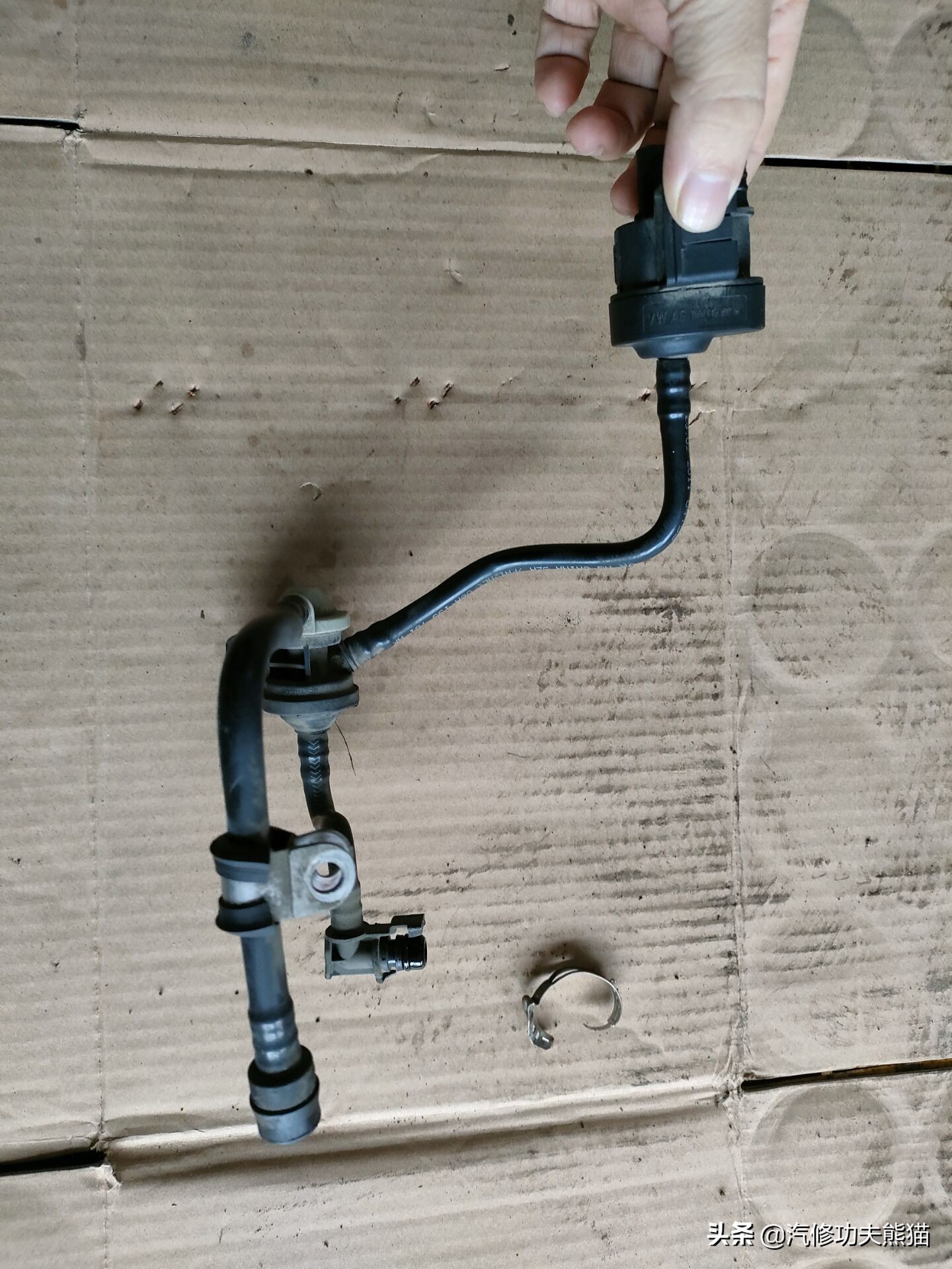 当年奥迪q5落地多少钱,当年奥迪q52018款典藏版价格