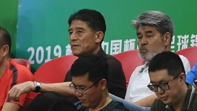 国足败北卡塔尔,国足0-1憾败韩国在哪里踢的