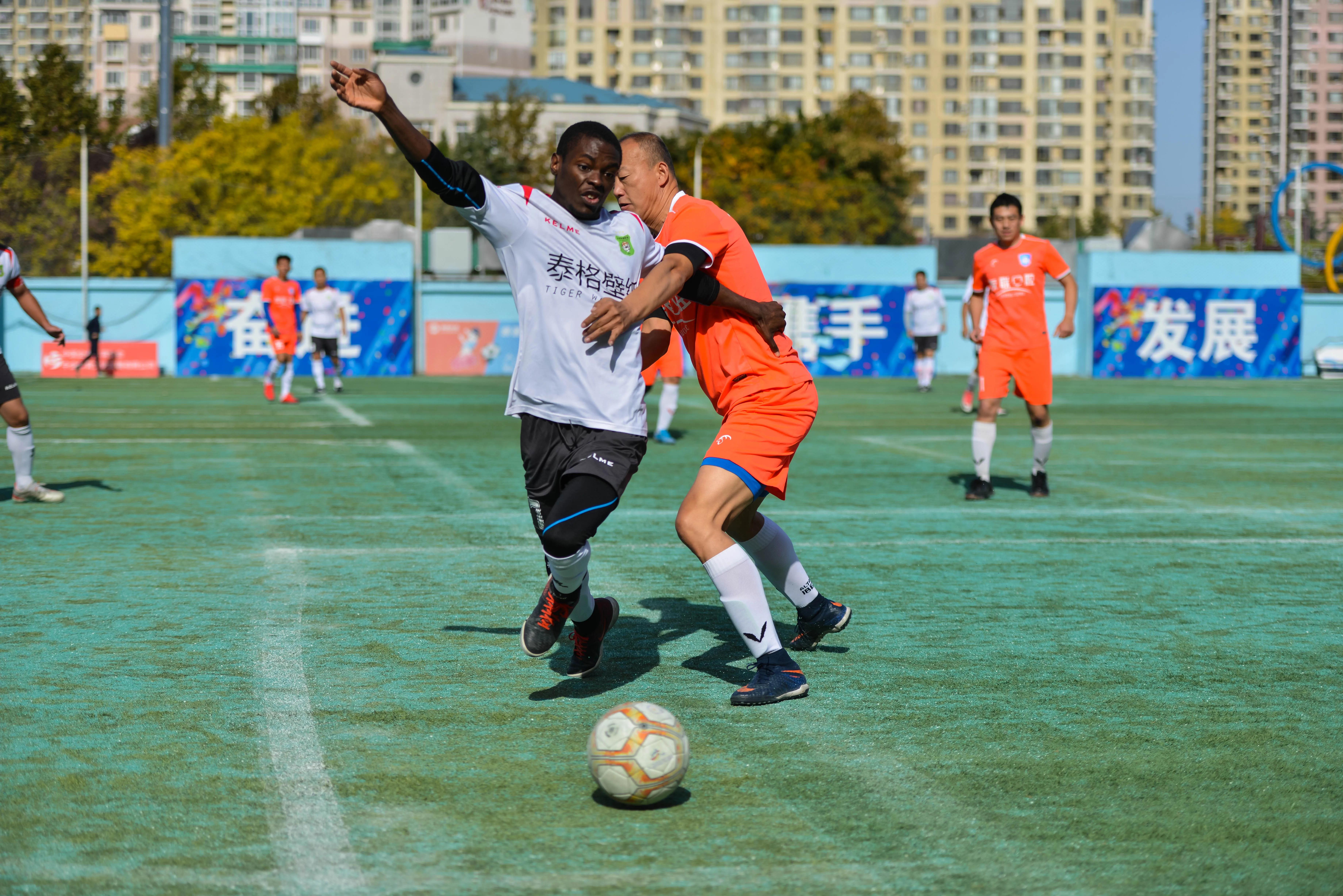 寒冷的冬天足球比赛,大连市长杯足球