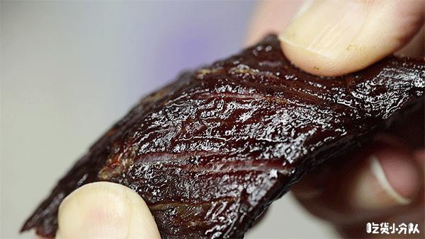 沈阳卖牛肉干的网红,卖牛肉干抖音网红