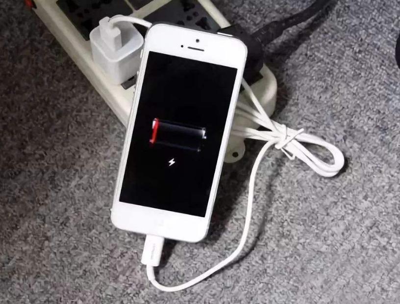 手机充电太慢教你怎么快速充电,如何避免手机充电误区