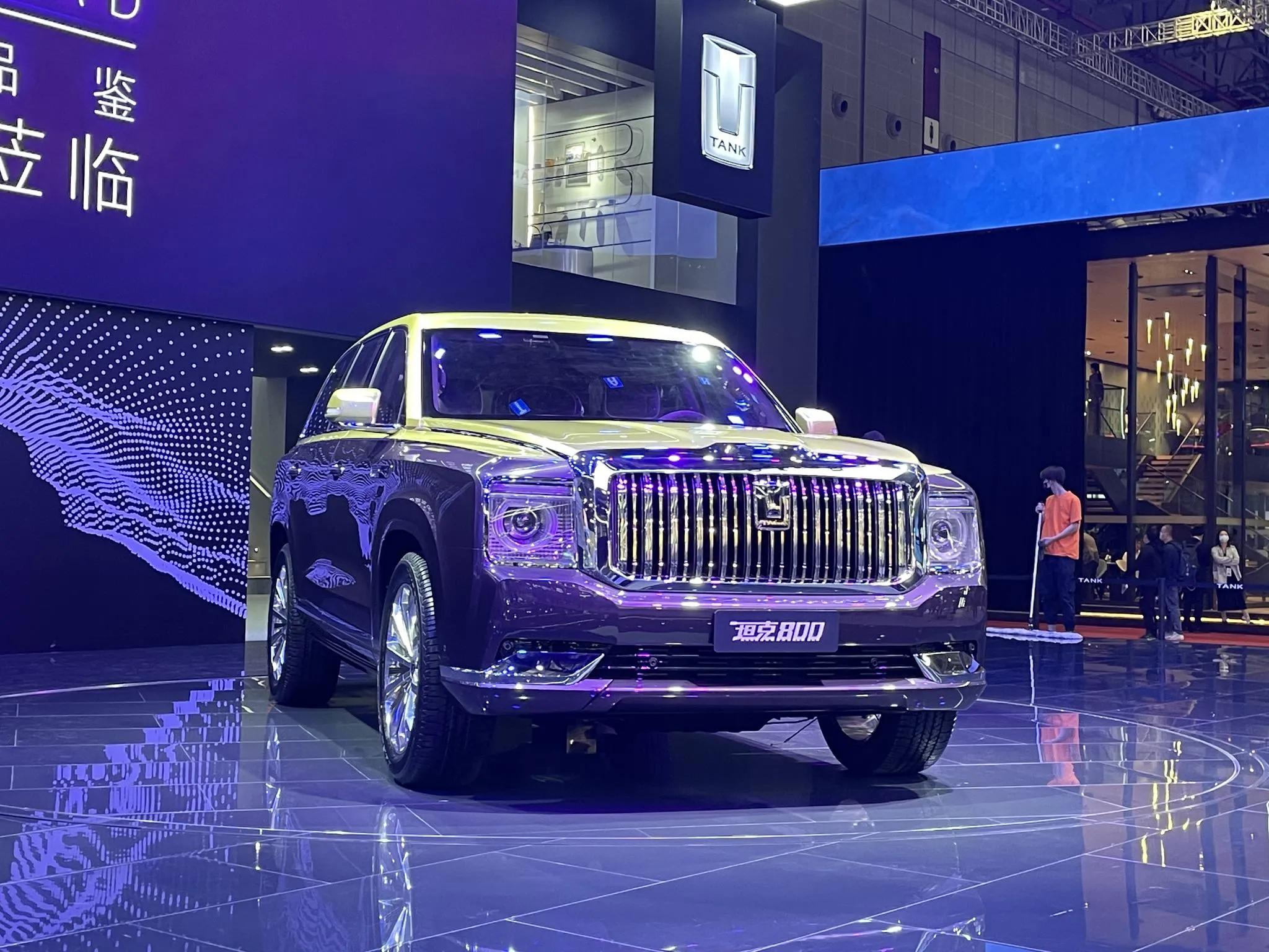 长城坦克新SUV亮相,长城越野版最新2023款坦克