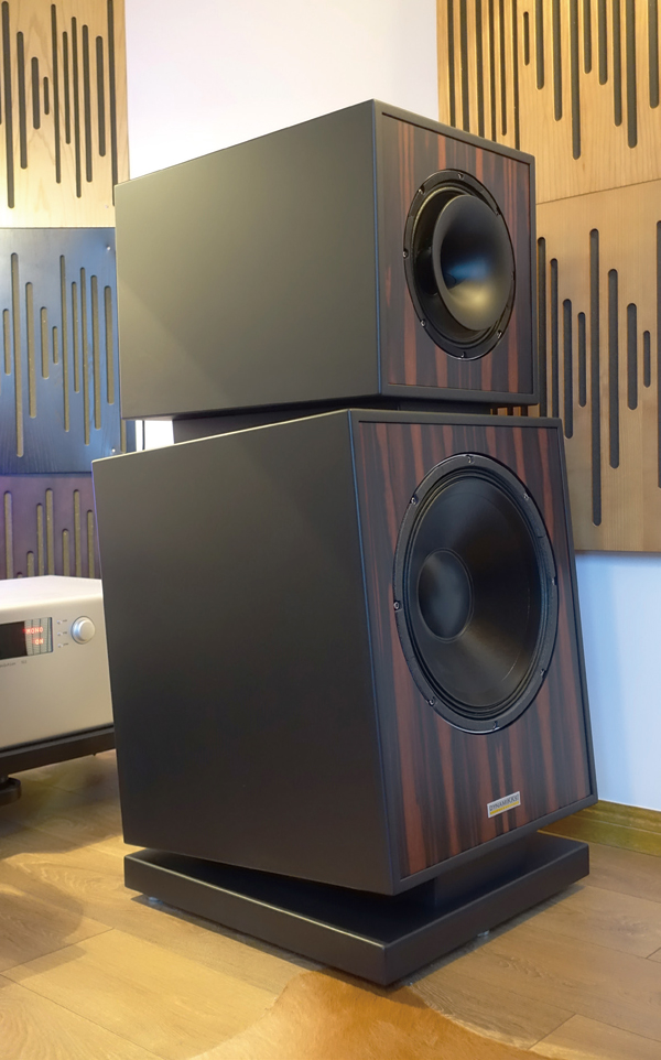 dynamikks鏃楄埌闊崇,寰峰浗闊崇dynamikks