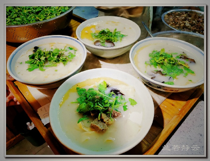 郑州小吃美食一条街附近酒店,郑州住宿附近有美食