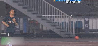 中国足球奇葩场面,奇葩足球比赛完整视频
