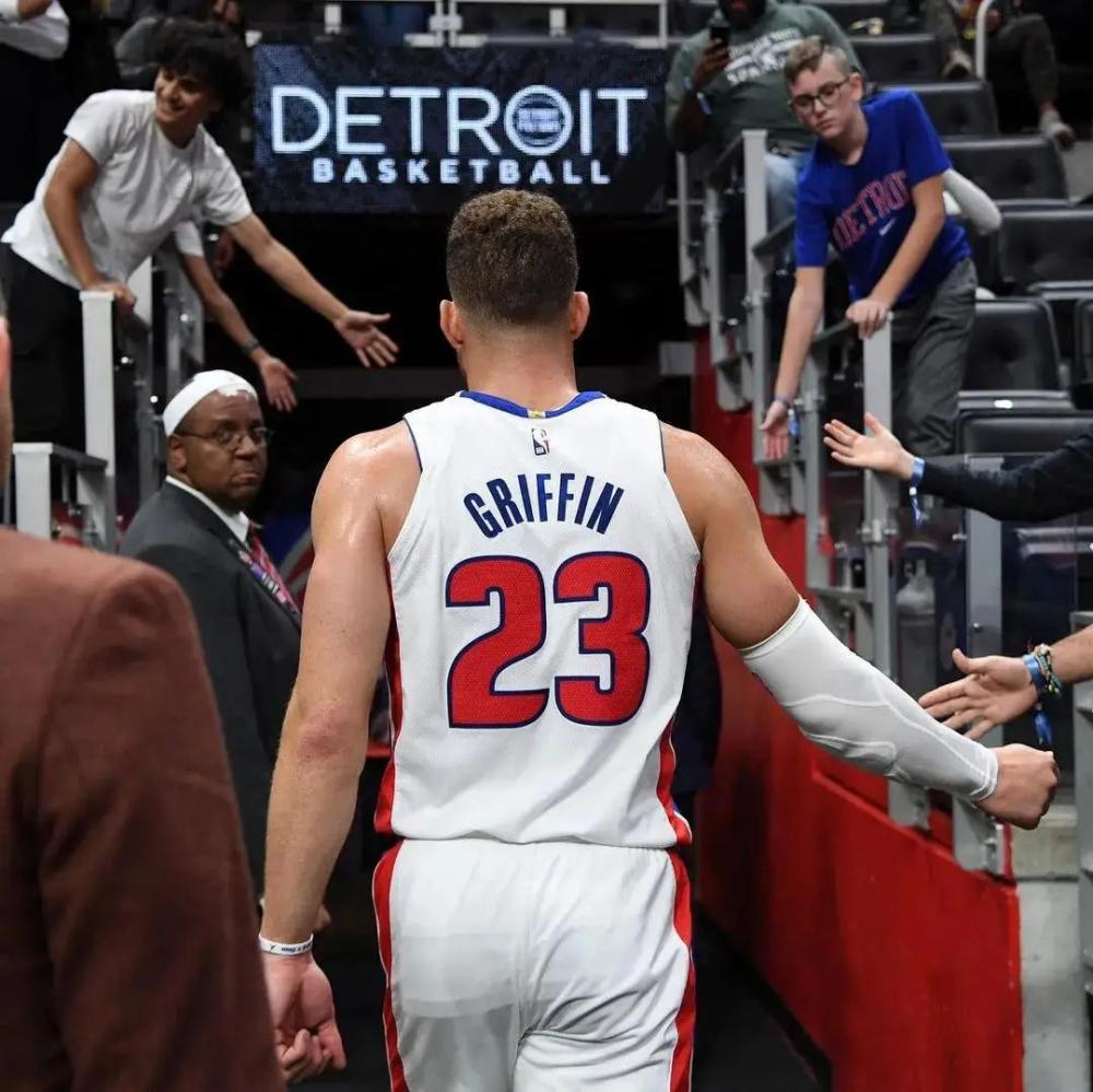 曾经打球的格里芬,曾经风光无限的格里芬