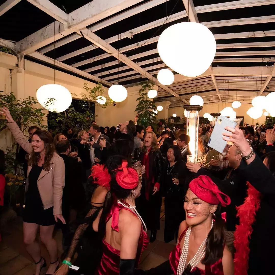 结束逛吃逛吃的香港之旅,香港自由行一日游逛吃攻略