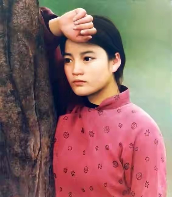 浜茶韩缁忓巻搴曞眰浜虹殑鐢熸椿,搴曞眰浜虹殑涓夌鍥板