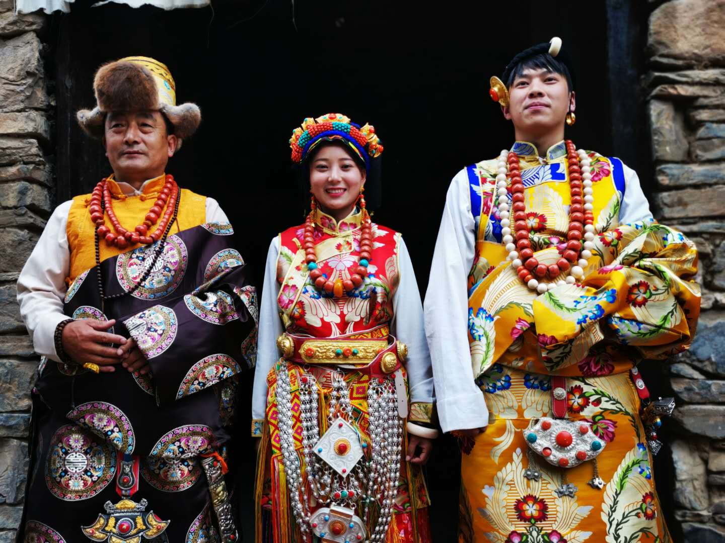 四川阿坝州羌寨碉楼群,阿坝藏族羌族自治州碉楼