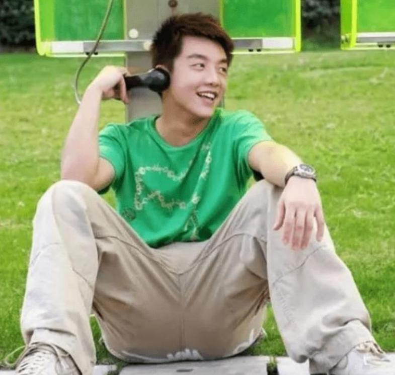 “夜店小王子”郑恺的瓜