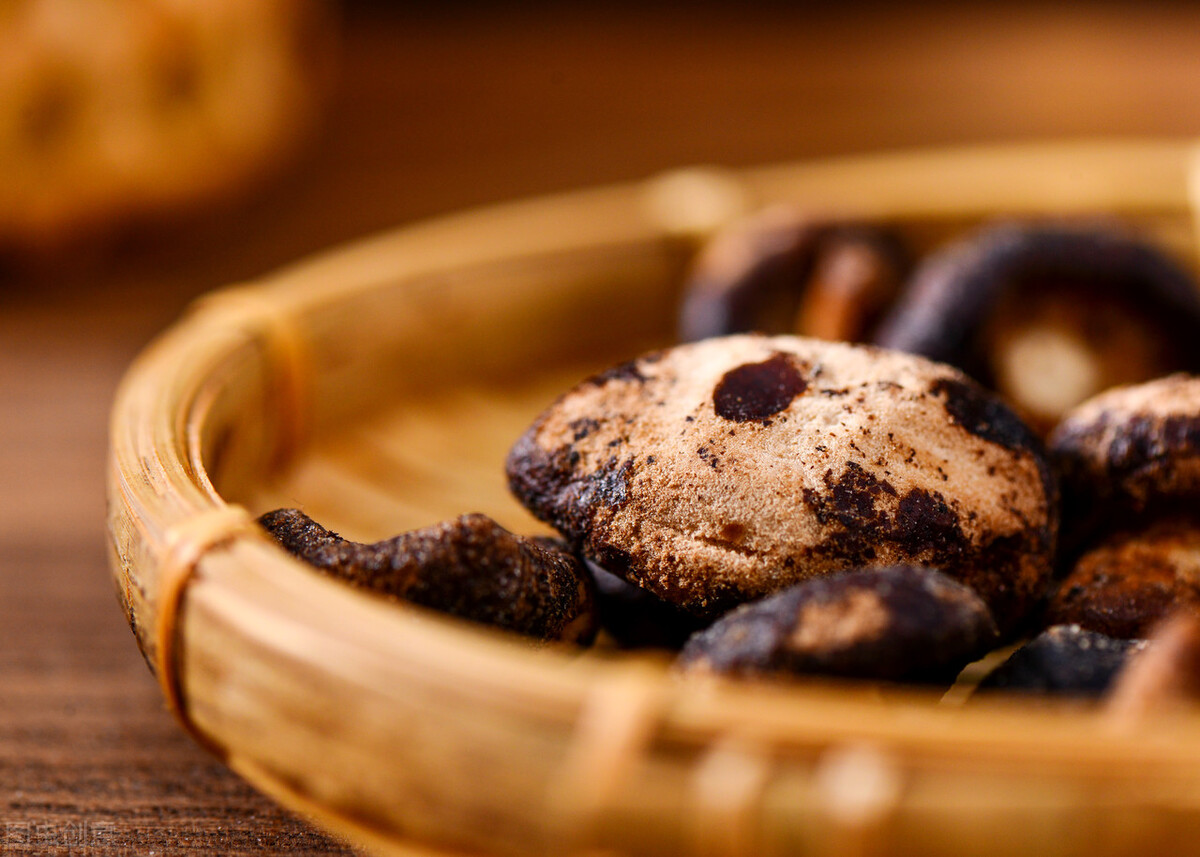 干香菇需要泡多久才能吃,干香菇需要泡多久可以吃