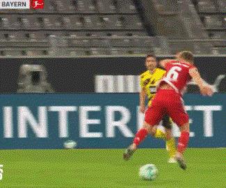 谁是当今足坛第一人,足坛现役中锋排名伊布