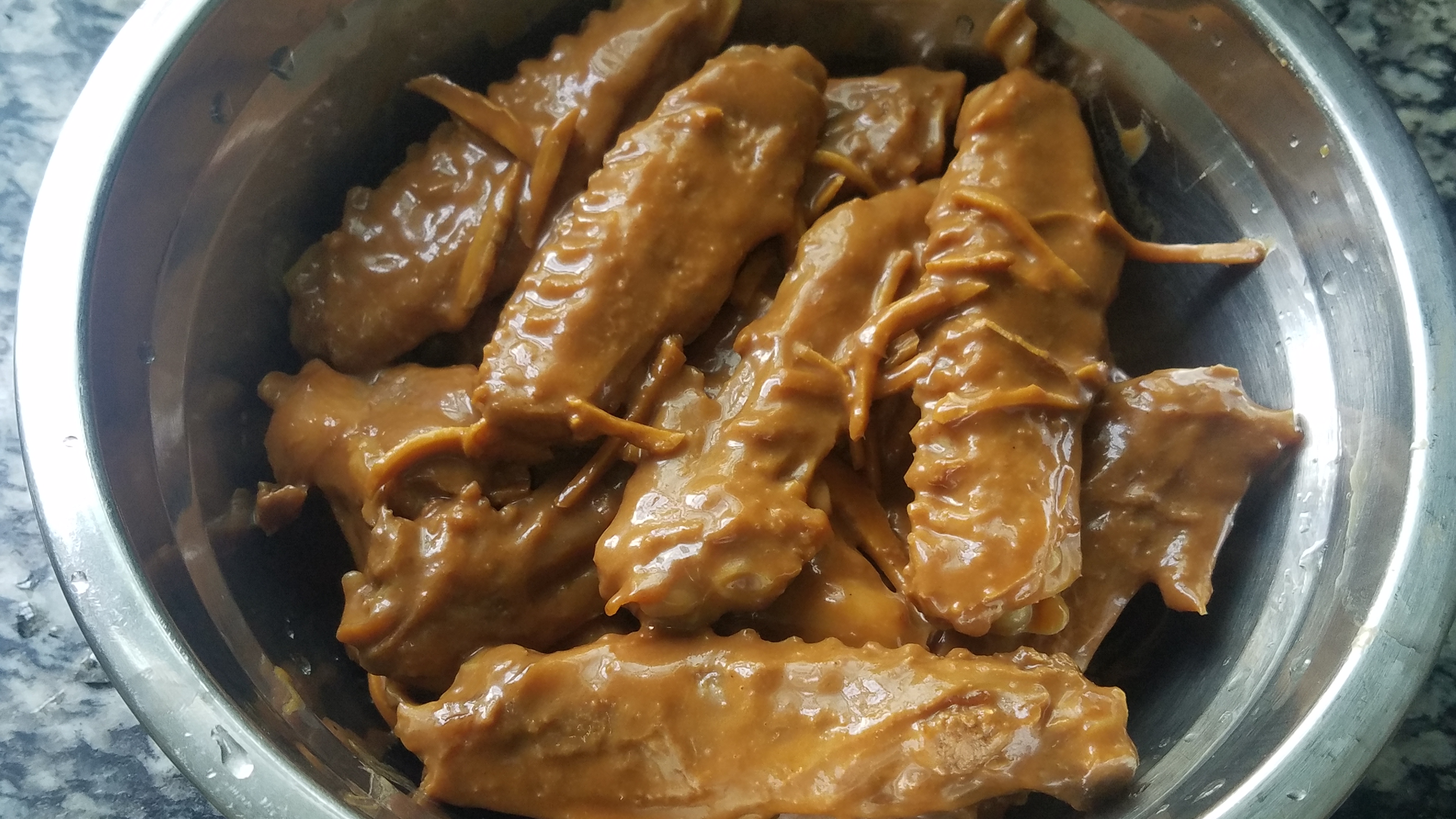 鸭翅中怎么做软烂入味,怎么把鸭翅鸭脚软烂入味