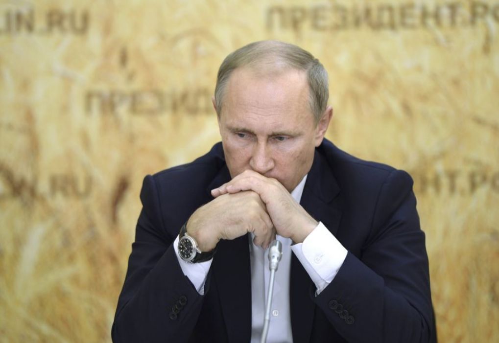 为什么有女朋友了还会出去玩,为啥有女朋友还打游戏