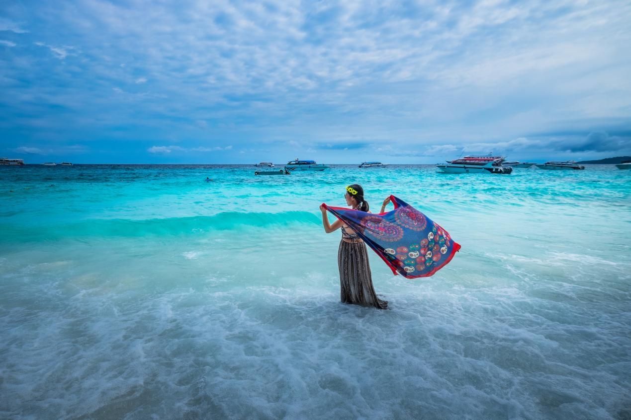 去泰国旅游在哪兑现金,去泰国玩给司机小费什么时候给