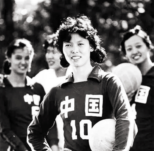女排陈招娣的追悼会,女排名将陈招娣简历