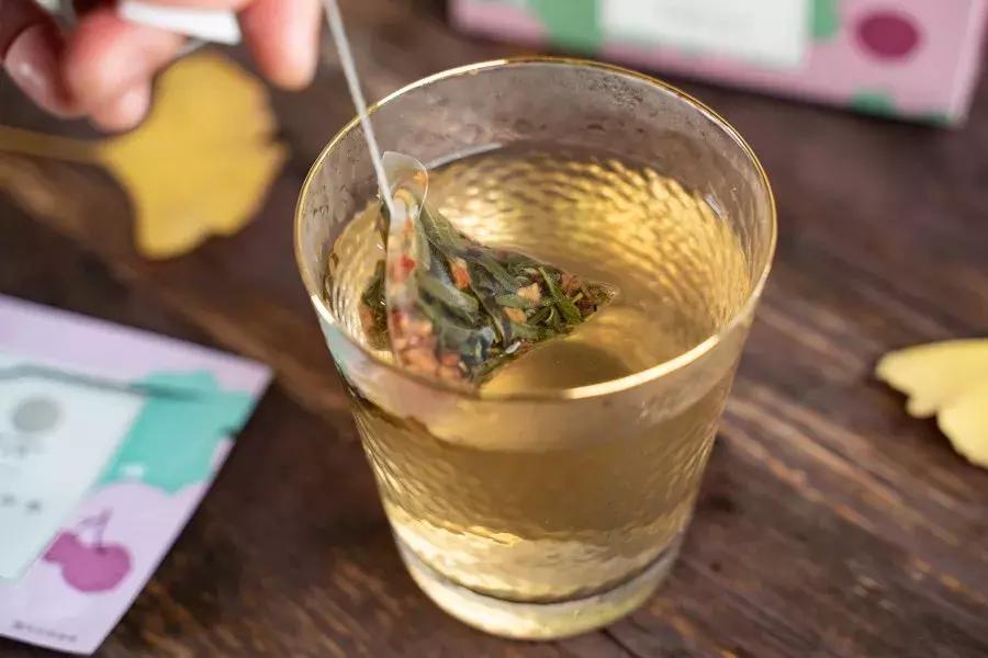 不喝没味道的白开水,不喝饮料是我最后的倔强