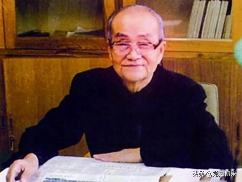 *乔木胡**：子女眼中的“*党**内一支笔”