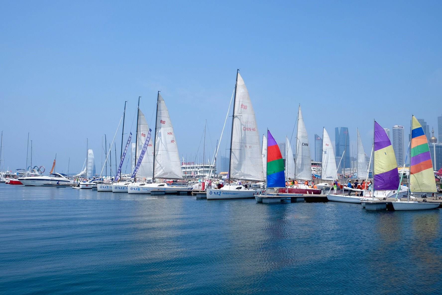 青岛到底是一个怎样的城市,青岛是一个很不错的城市