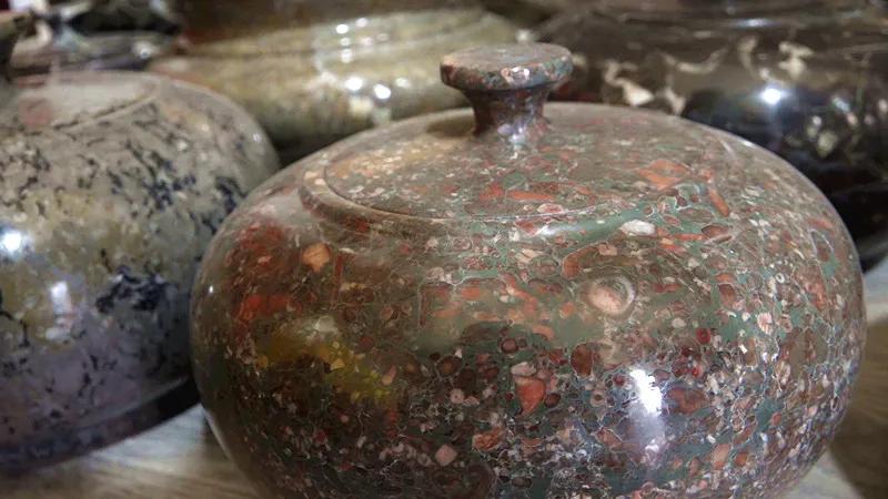 万万想不到，这些精美的玉器是“桐梓造”