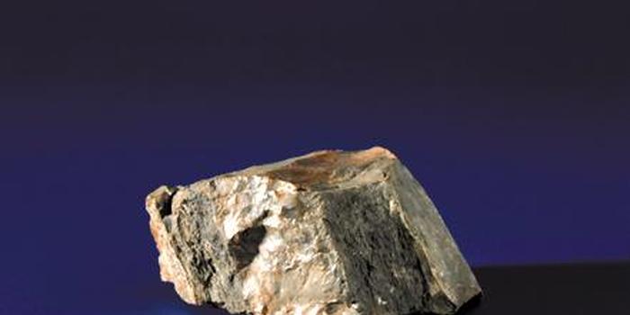 美国送的月岩和中国一样吗,美国送给荷兰的月球石