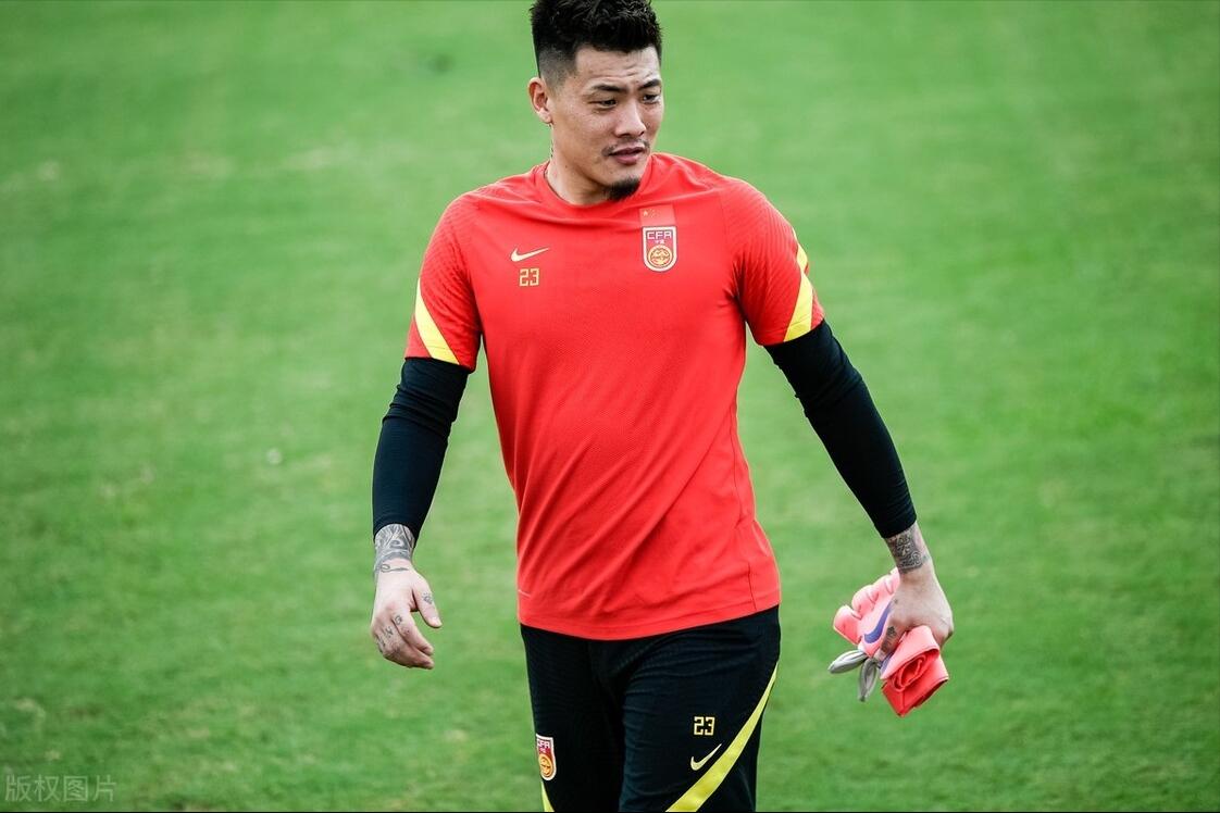 彭昱畅吐槽白鹿,彭昱畅陈坤