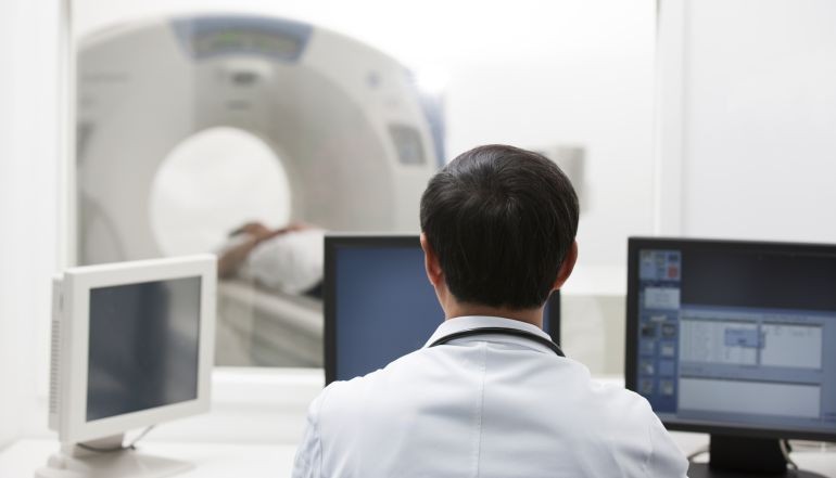 核磁共振仪器为什么这么贵,核磁共振有什么作用和价格