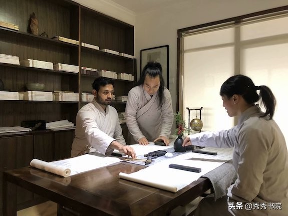 中巴友谊之花香满书院