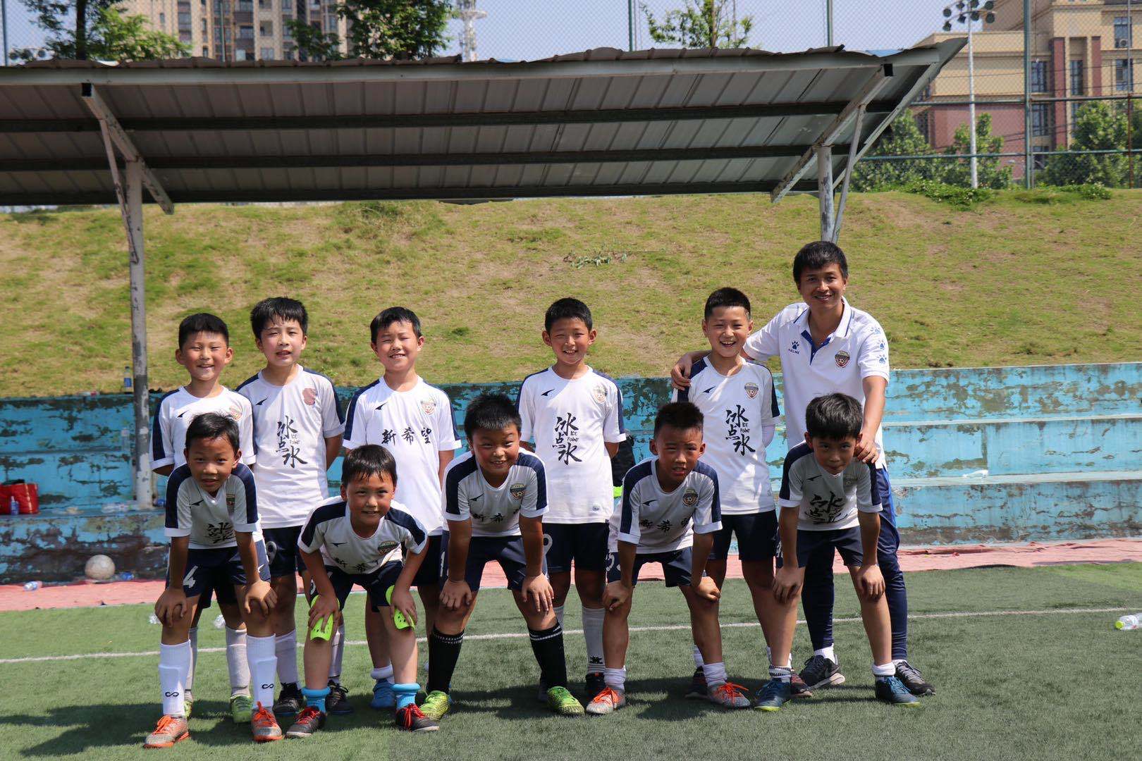 对孩子参加足球青训有什么期许,足球青训几岁开始学