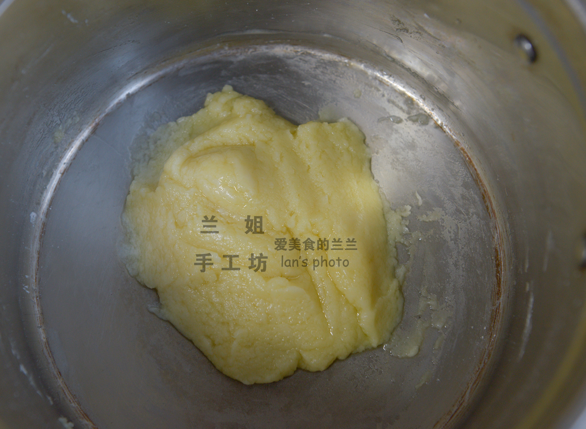 戚风蛋糕组织细腻的诀窍,戚风海绵蛋糕胚子怎么做更嫩更软