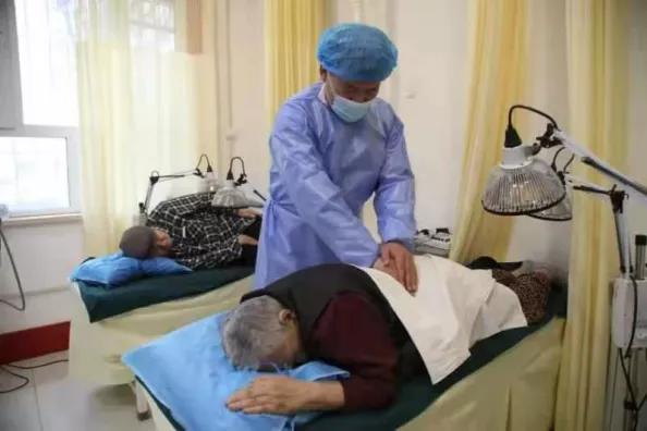 钂嬪竻涓尰,钁楀悕鑰佷腑鍖昏拫鍖荤敓