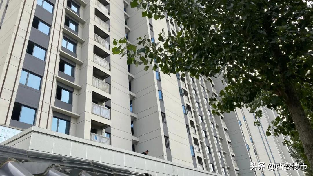 2万/㎡的香湖湾1号，建设进度和周边究竟如何？