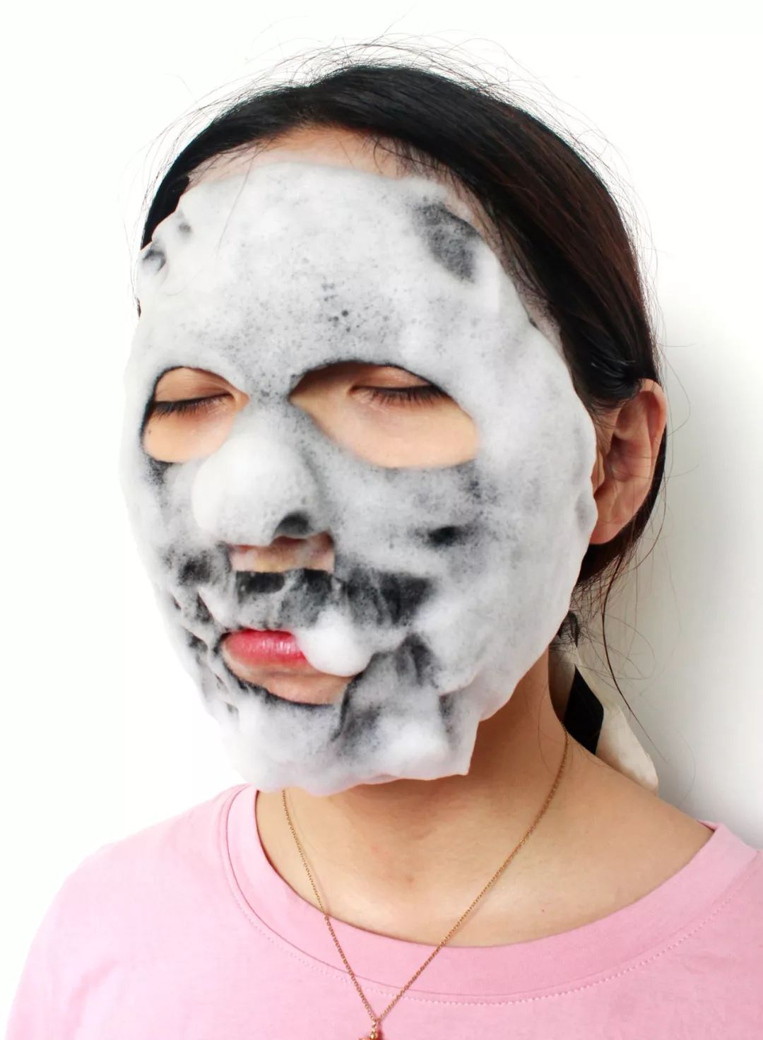 最近抖音很火的小气泡面膜有用吗,网红气泡面膜是真的吗